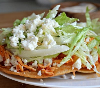 Tinga de pollo | Receta con tomate y chipotle