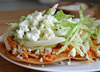 Tinga de pollo | Receta con tomate y chipotle